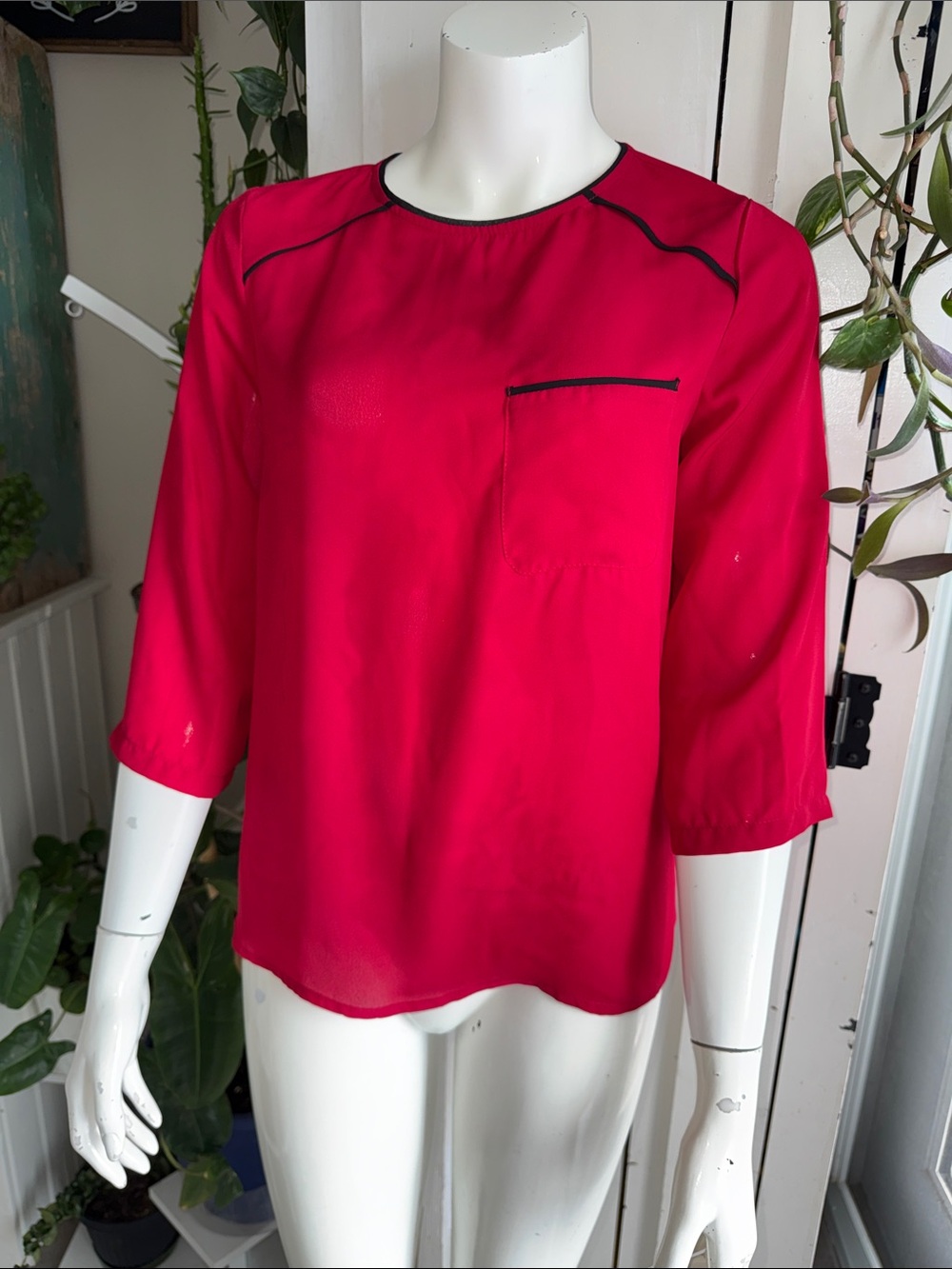 Suzi Shier Womens Bright Pink 3/4 Sleeve Blouse with Contrast Trim NWOT Sm